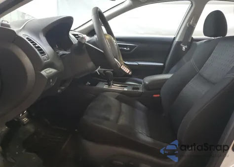 2017 Nissan Altima 2.5 из США, поврежденный, VIN 1N4AL3AP4HC240130